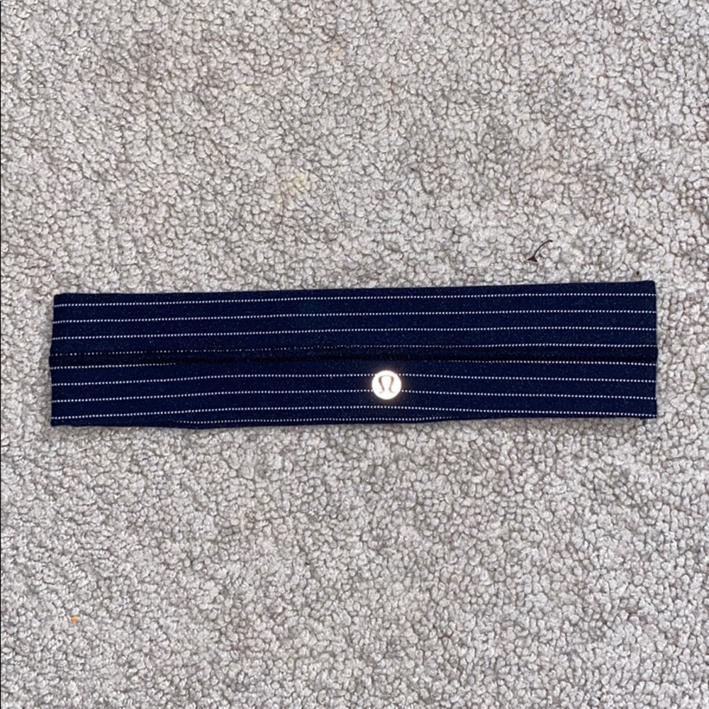[FREE WITH LULU PURCHASE] NWOT Lululemon Headband